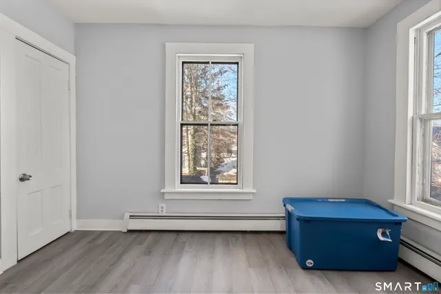 $400,000 | 93 South Street, Bristol, CT 06010