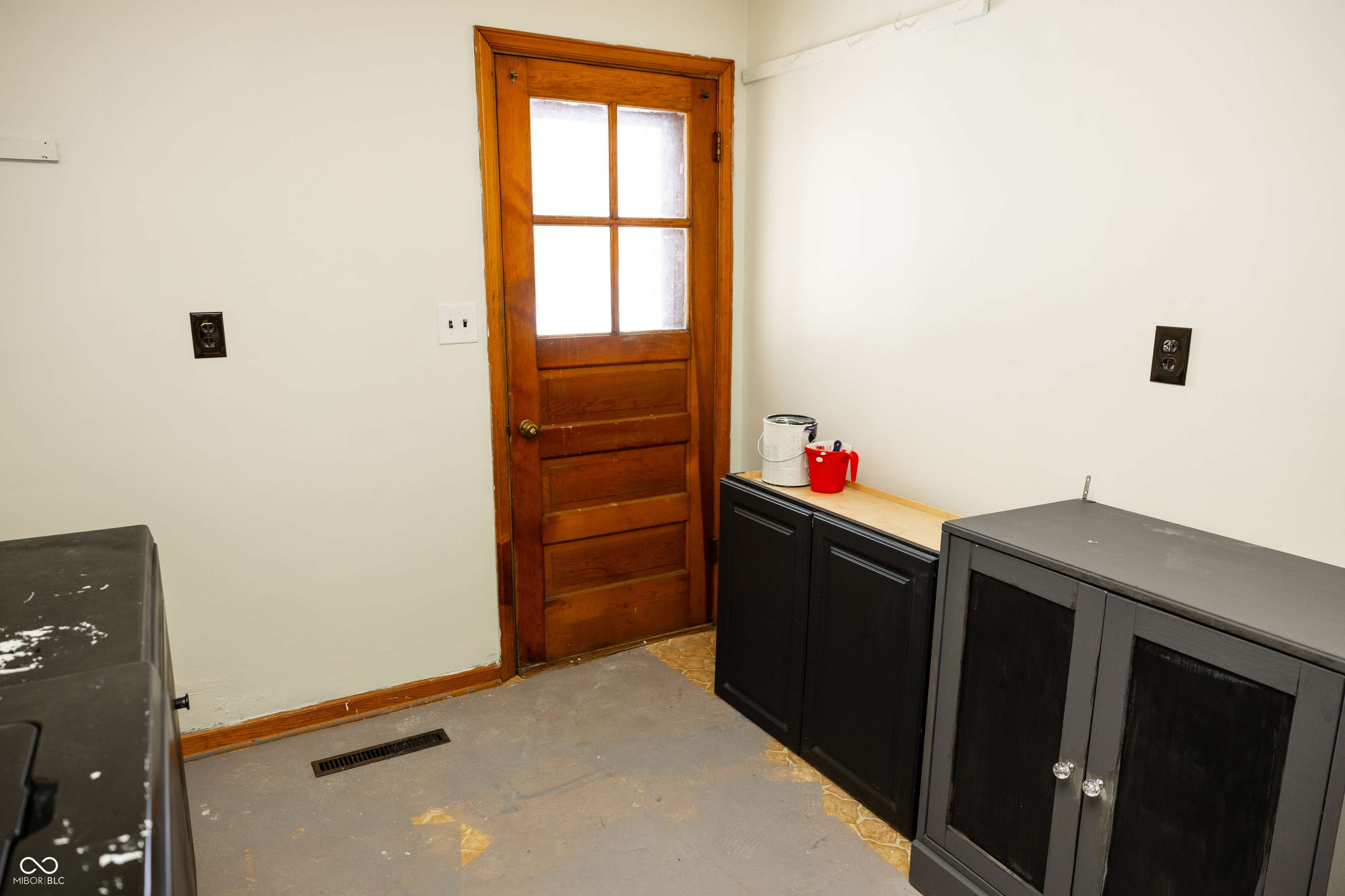 1906 Traction Road Crawfordsville, IN 47933 - Photo 31 of 33