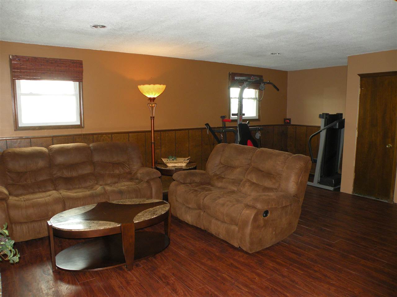 5631 Kroemer Road Fort Wayne, IN 46818 - Photo 14 of 23
