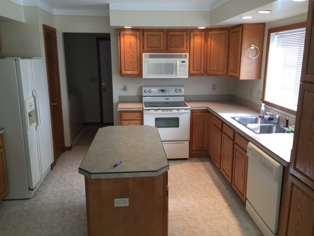 8043 South Rolland Road Blanchard, MI 49310 - Photo 7 of 23 1807562-6.JPG