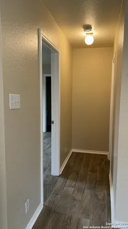$1,600 | 10711 Shaencrest, San Antonio, TX 78254