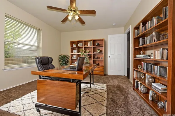 $1,600 | 10711 Shaencrest, San Antonio, TX 78254