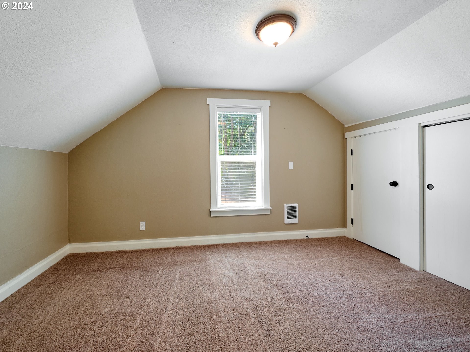 834 Madison Street Silverton, OR 97381 - Photo 20 of 30 Gallery Image 20