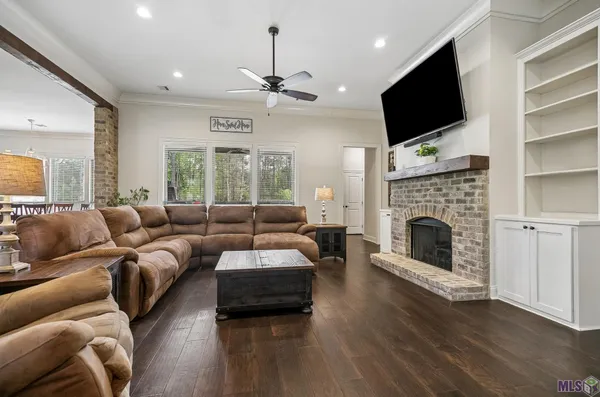 $540,000 | 34830 Clinton Allen Road, Denham Springs, LA 70706