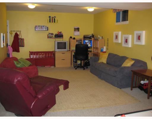 360 Cobblestone Circle McKees Rocks, PA 15136 - Photo 7 of 8 Other.