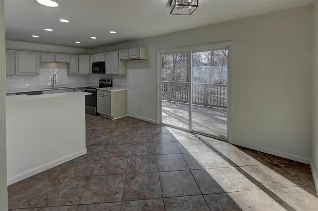 $270,000 | 13310 Donnelly Avenue, Grandview, MO 64030