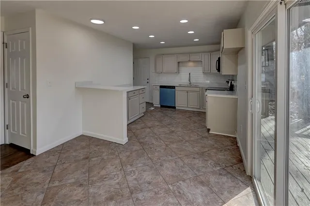 $270,000 | 13310 Donnelly Avenue, Grandview, MO 64030