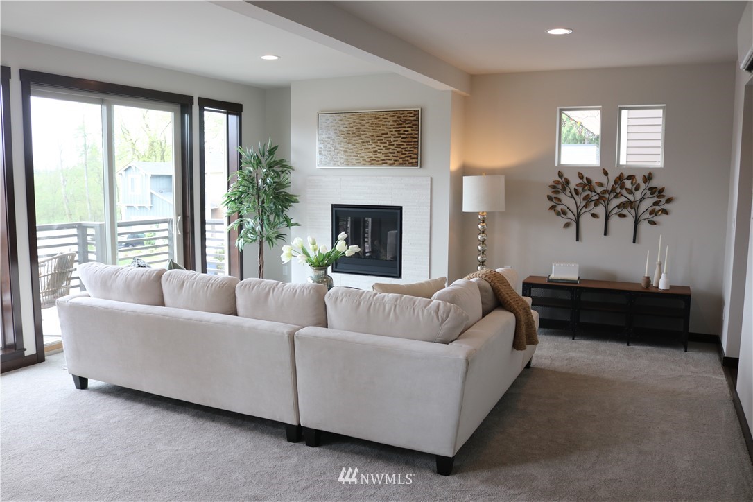 18316 3rd Drive Southeast Bothell, WA 98012 - Photo 2 of 15 Gallery Image 2