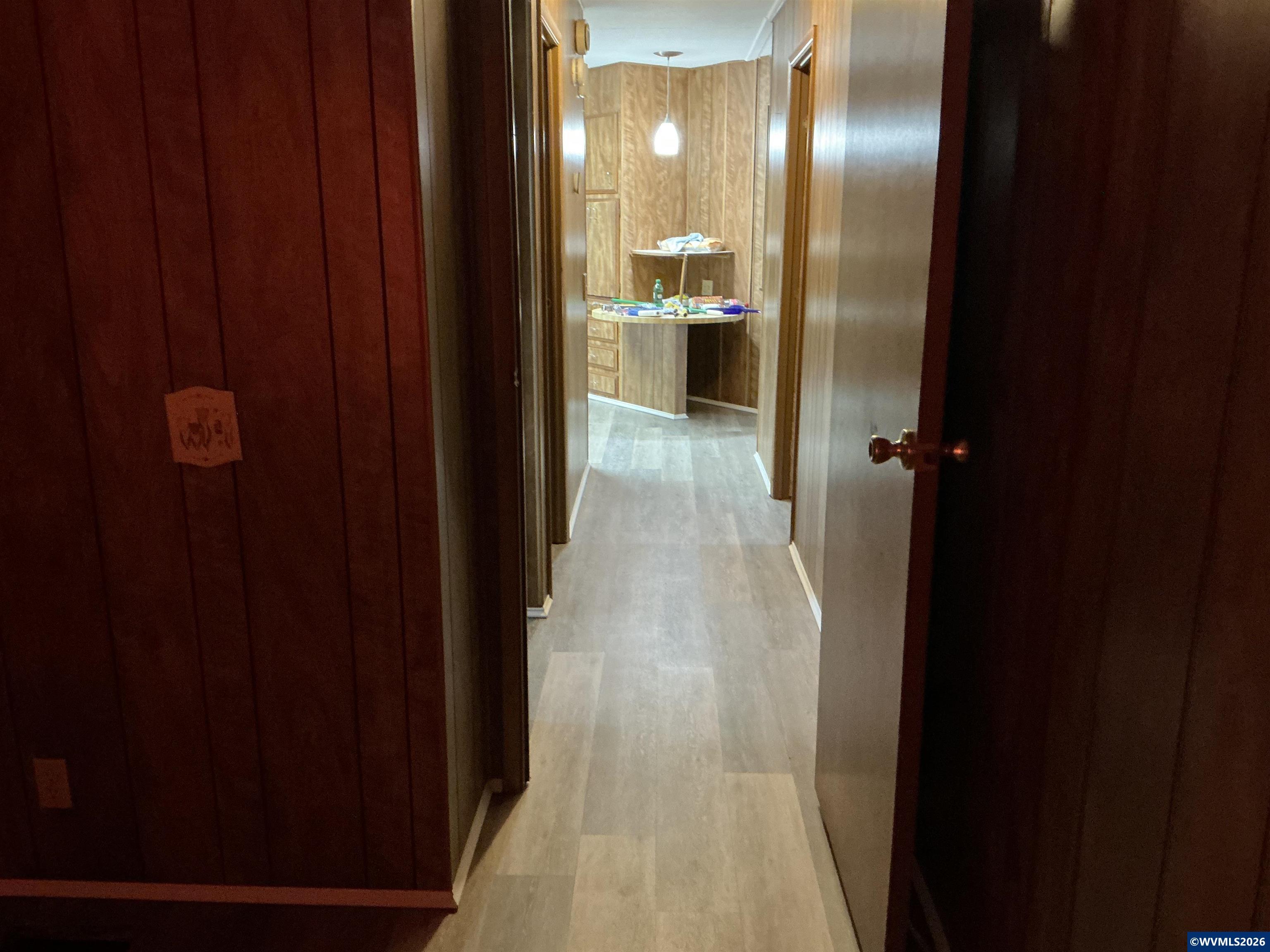 5422 Portland Road Northeast, Unit 67 Salem, OR 97305 - Photo 25 of 45 a view of a hallway