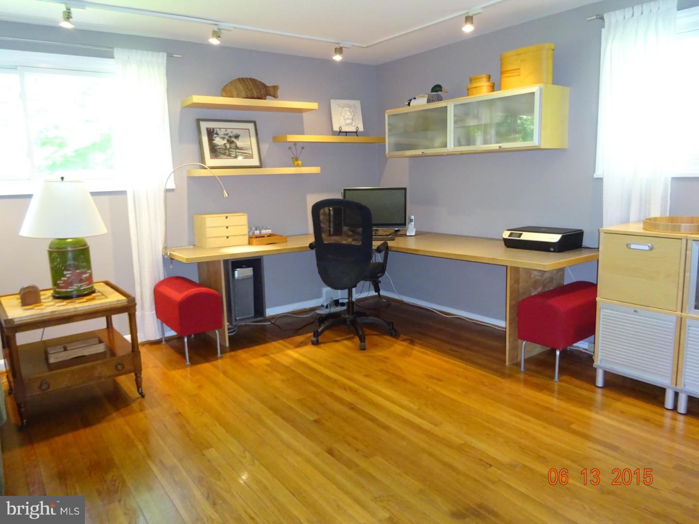 313 Ellis Road Havertown, PA 19083 - Photo 13 of 24 Office / Study