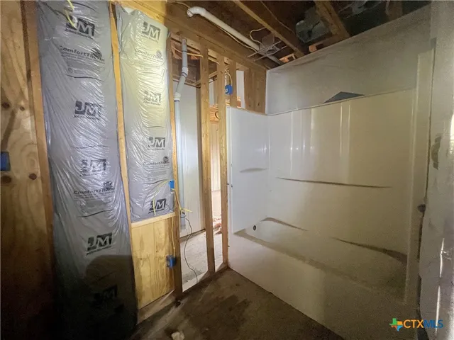 $479,000 | 1902 North McLeod Street, Cuero, TX 77954