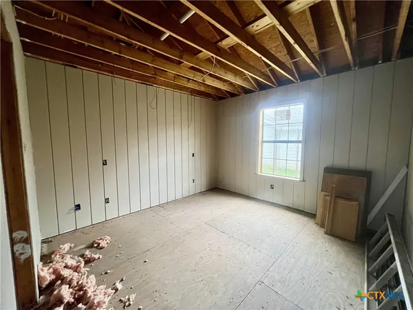 $479,000 | 1902 North McLeod Street, Cuero, TX 77954