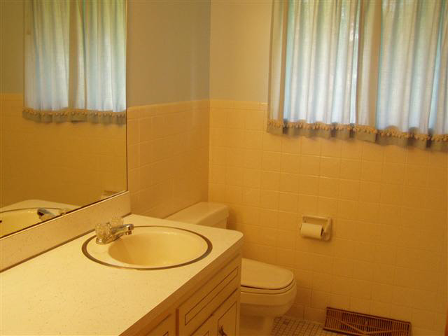 13300 West Council Road Yorktown, IN 47396 - Photo 12 of 14 Gallery Image 12