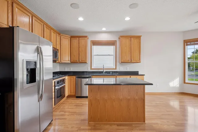 $515,000 | 6647 Peony Lane North, Maple Grove, MN 55311