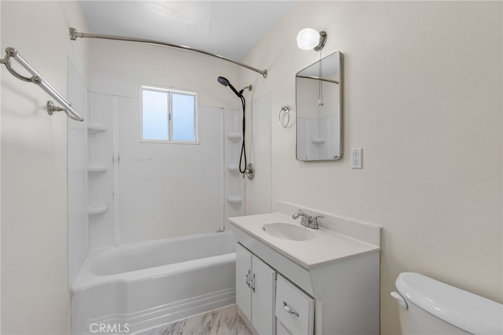 4640 Cover Street Riverside, CA 92506 - Photo 17 of 23