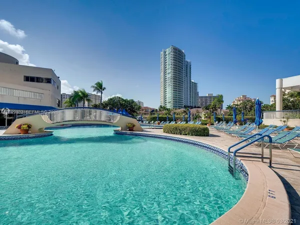 $5,500 | 19707 Turnberry Way, Unit 16L, Aventura, FL 33180