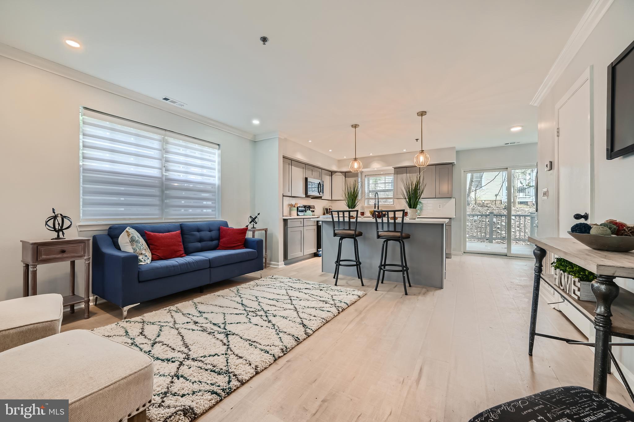 511 McManus Way, Unit T511 Towson, MD 21286 - Photo 5 of 28 True Open Concept Main Level