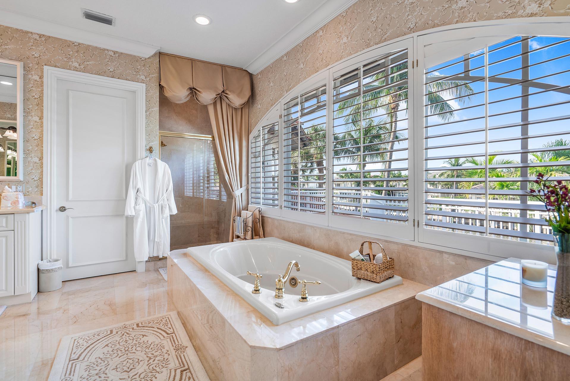 251 West Key Palm Road Boca Raton, FL 33432 - Photo 33 of 47 251_Key_Palm_Road_40