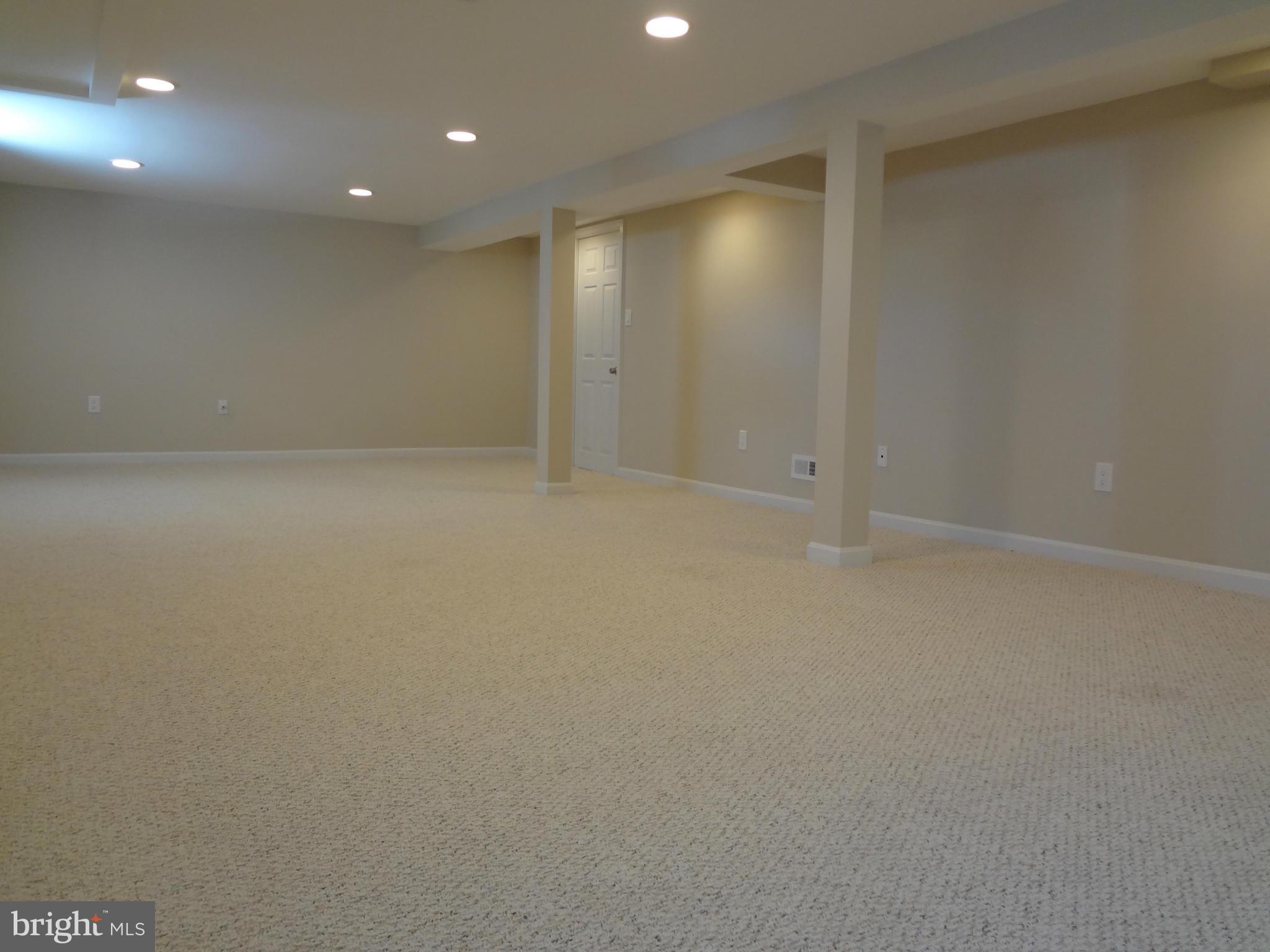 2517 Wentworth Road Baltimore, MD 21234 - Photo 28 of 30 Family Room