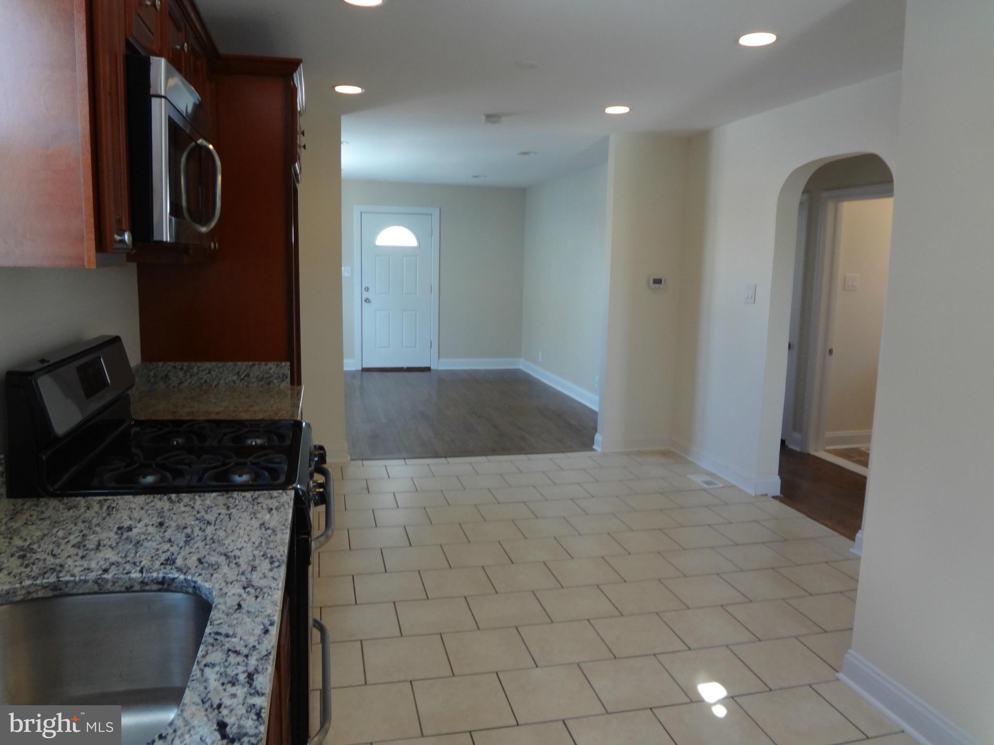 2517 Wentworth Road Baltimore, MD 21234 - Photo 9 of 30 Kitchen