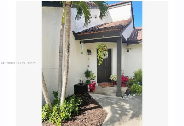 $2,800 | 4850 Southwest 152nd Place, Unit E91, Miami, FL 33185