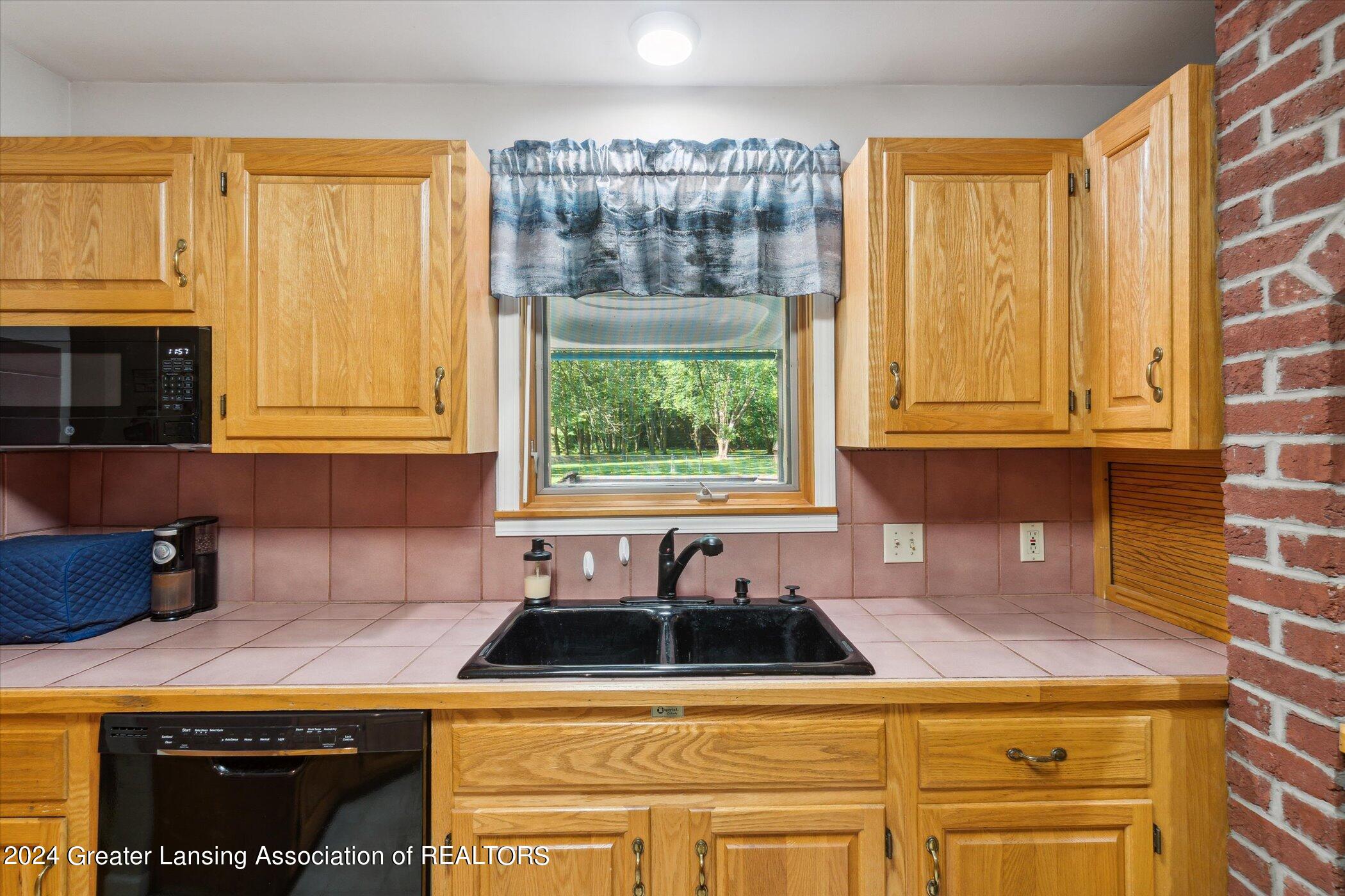 6287 North Seymour Road Flushing, MI 48433 - Photo 27 of 53 18-6287-N-Seymour-Rd-Flushing-Twp-MI-484