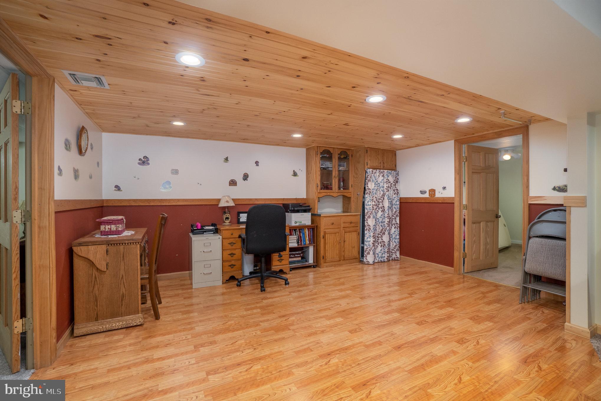 114 Snavely Mill Road Lititz, PA 17543 - Photo 23 of 38