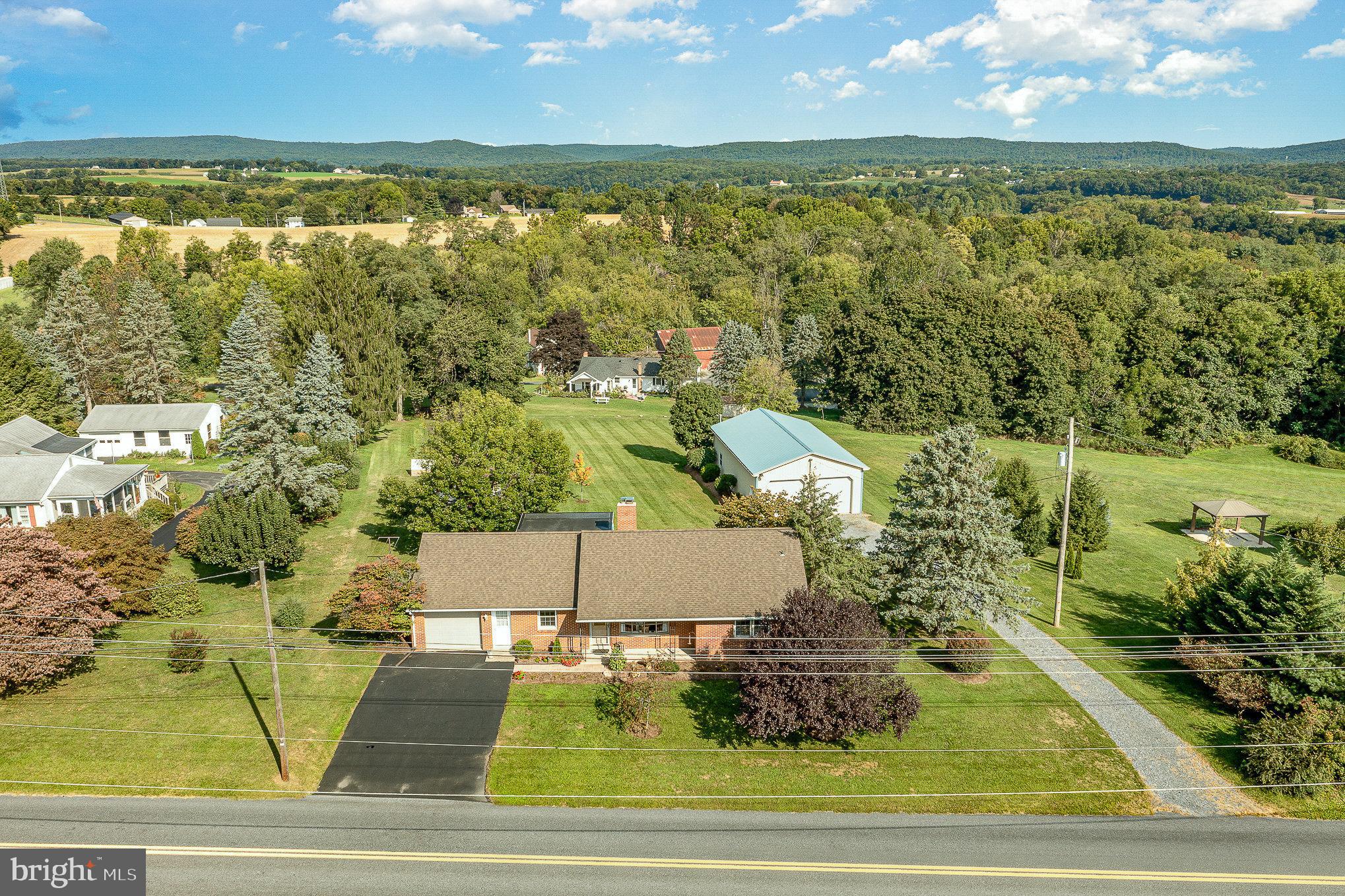 114 Snavely Mill Road Lititz, PA 17543 - Photo 5 of 38