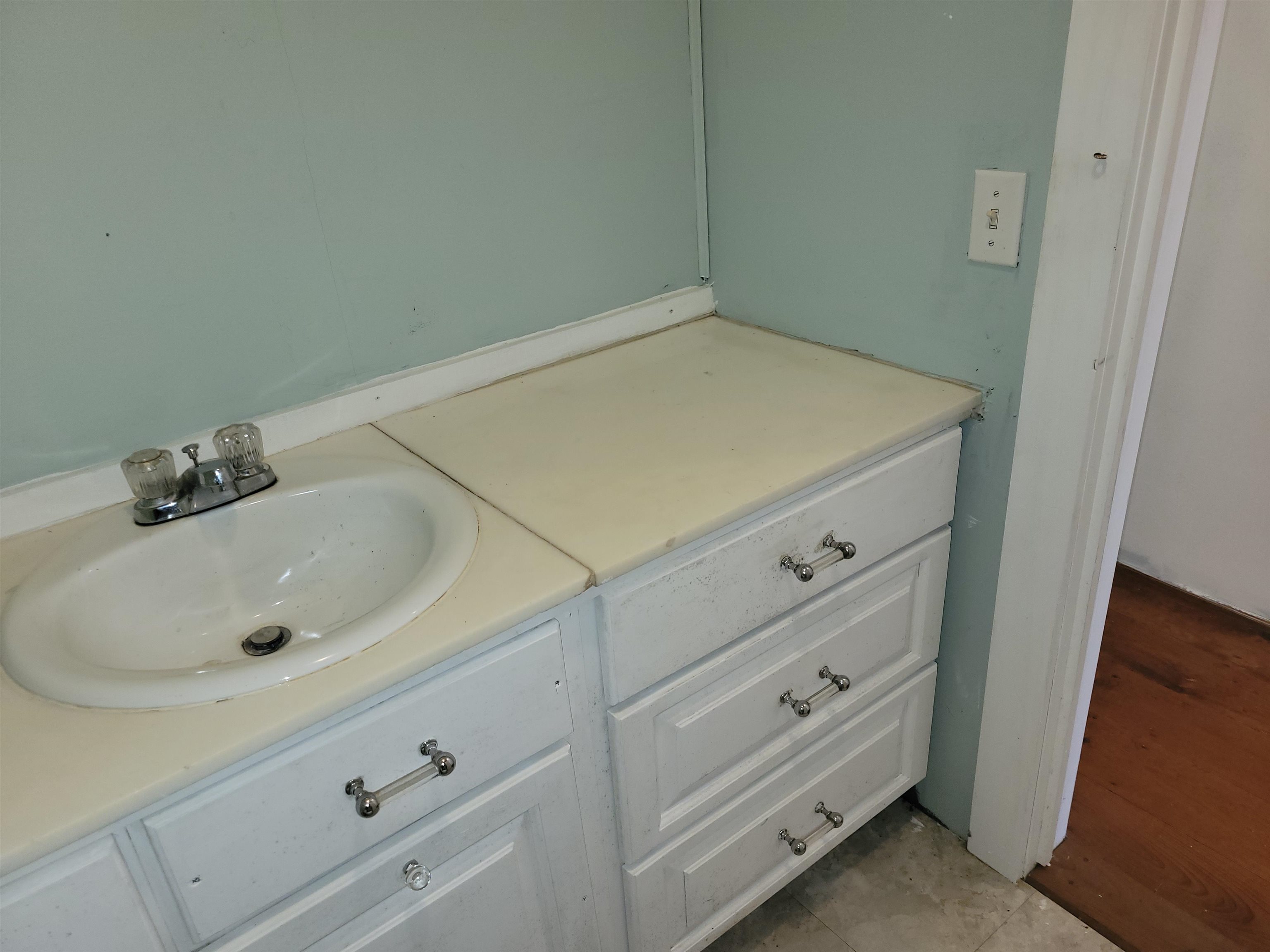 1711 Green Hill Road Danby, VT 05761 - Photo 11 of 27 Gallery Image 11