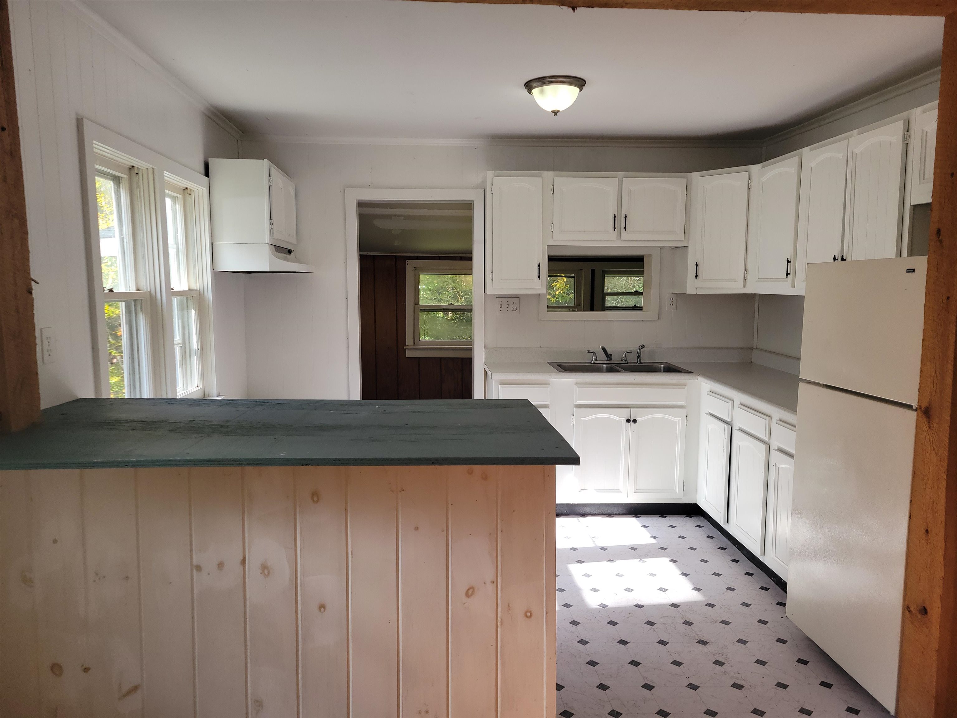 1711 Green Hill Road Danby, VT 05761 - Photo 4 of 27 Gallery Image 4