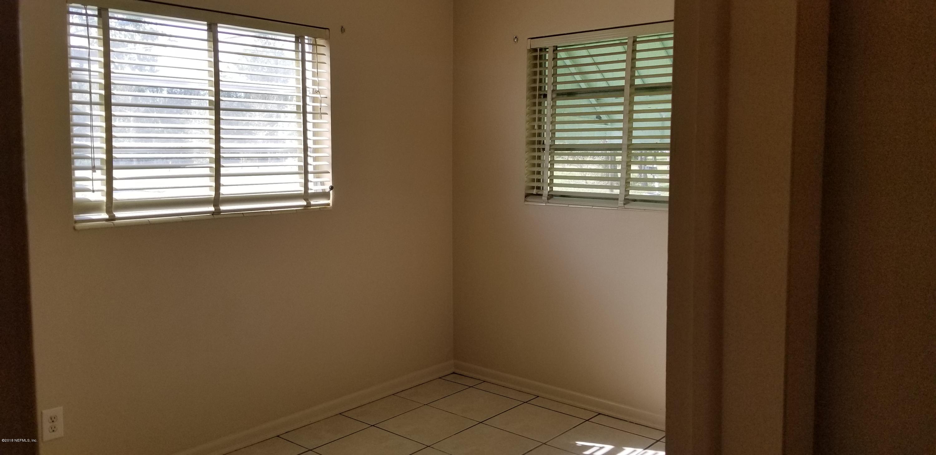 2437 Dean Road Jacksonville, FL 32216 - Photo 13 of 25 20181106_110427