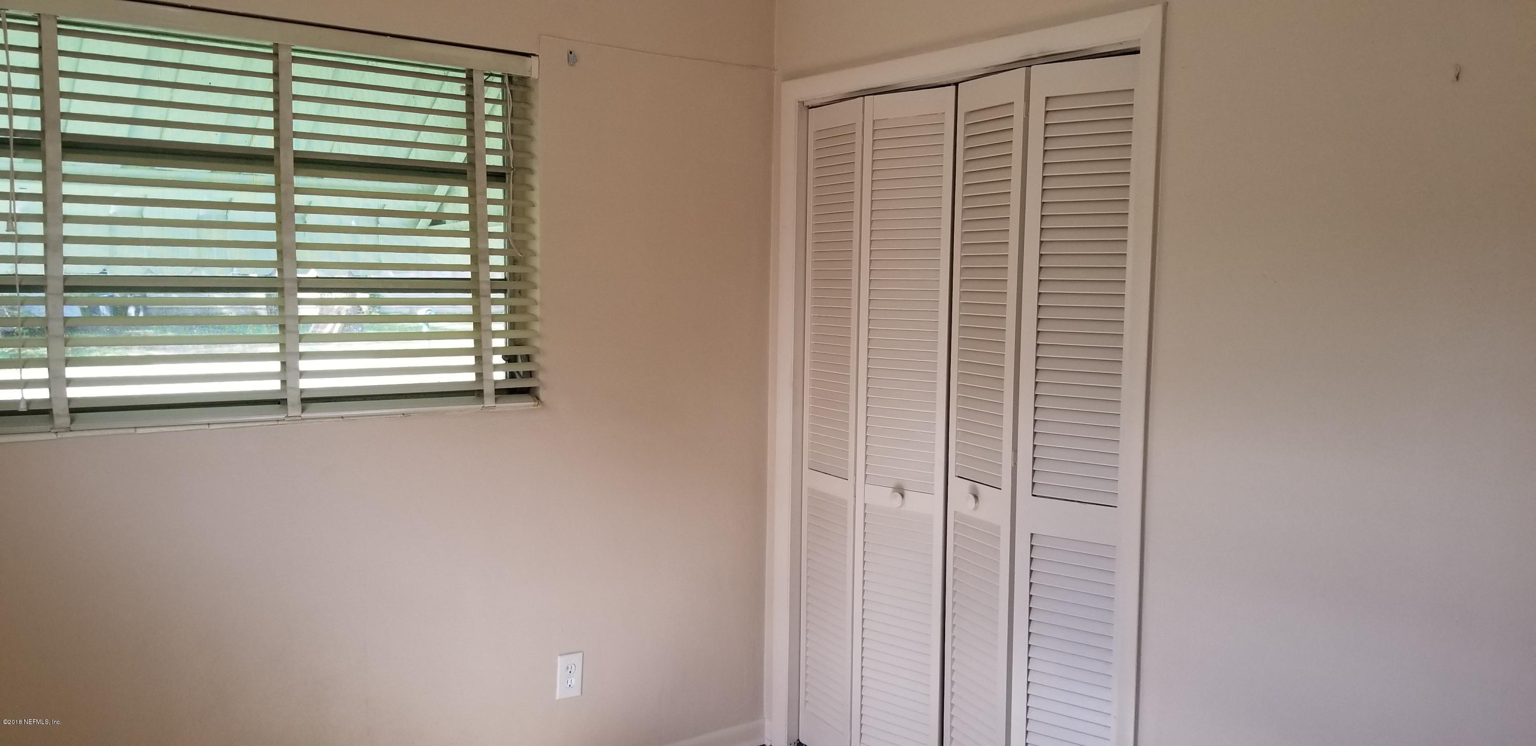 2437 Dean Road Jacksonville, FL 32216 - Photo 18 of 25 20181106_110544