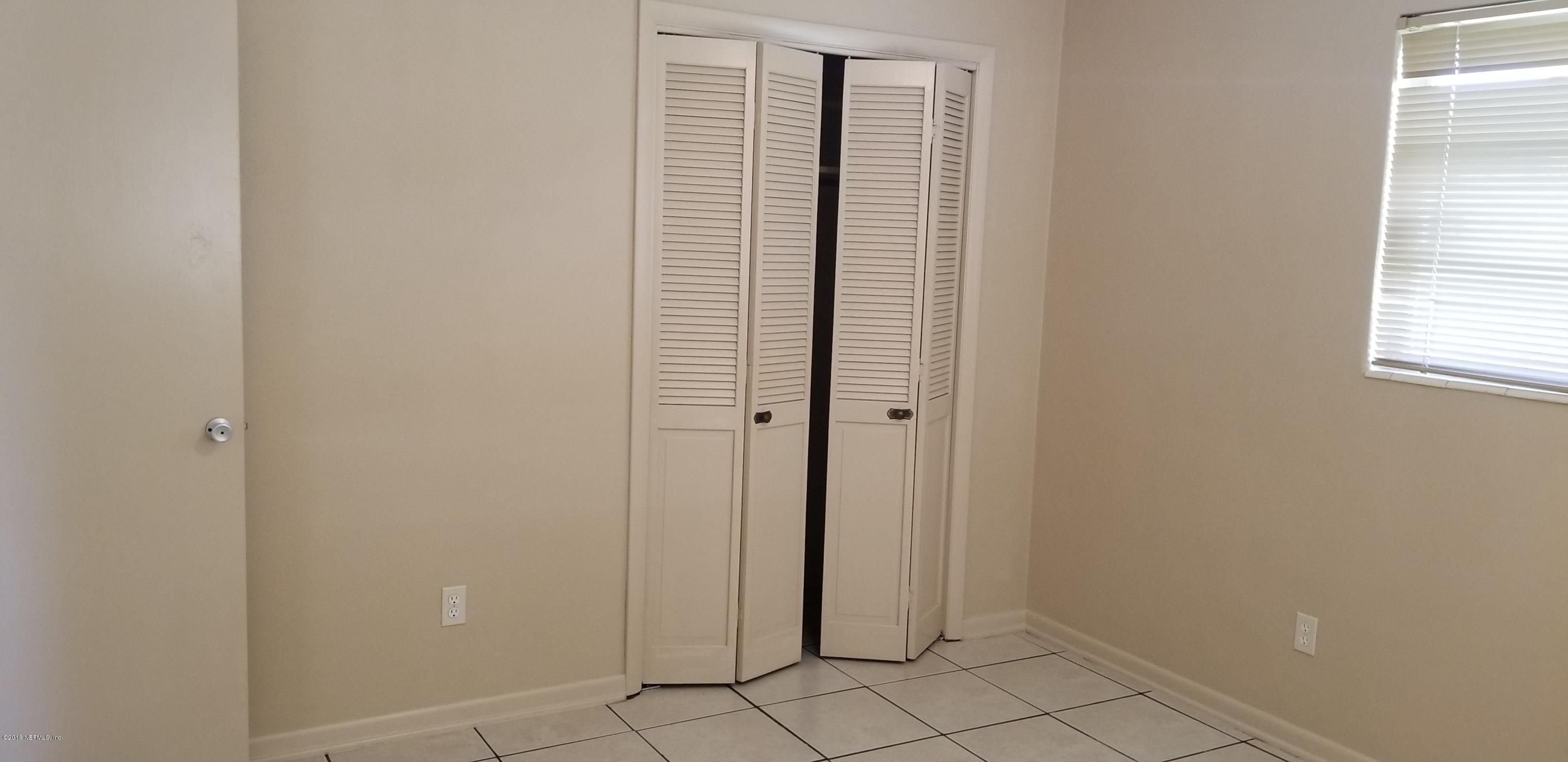 2437 Dean Road Jacksonville, FL 32216 - Photo 19 of 25 20181106_110553