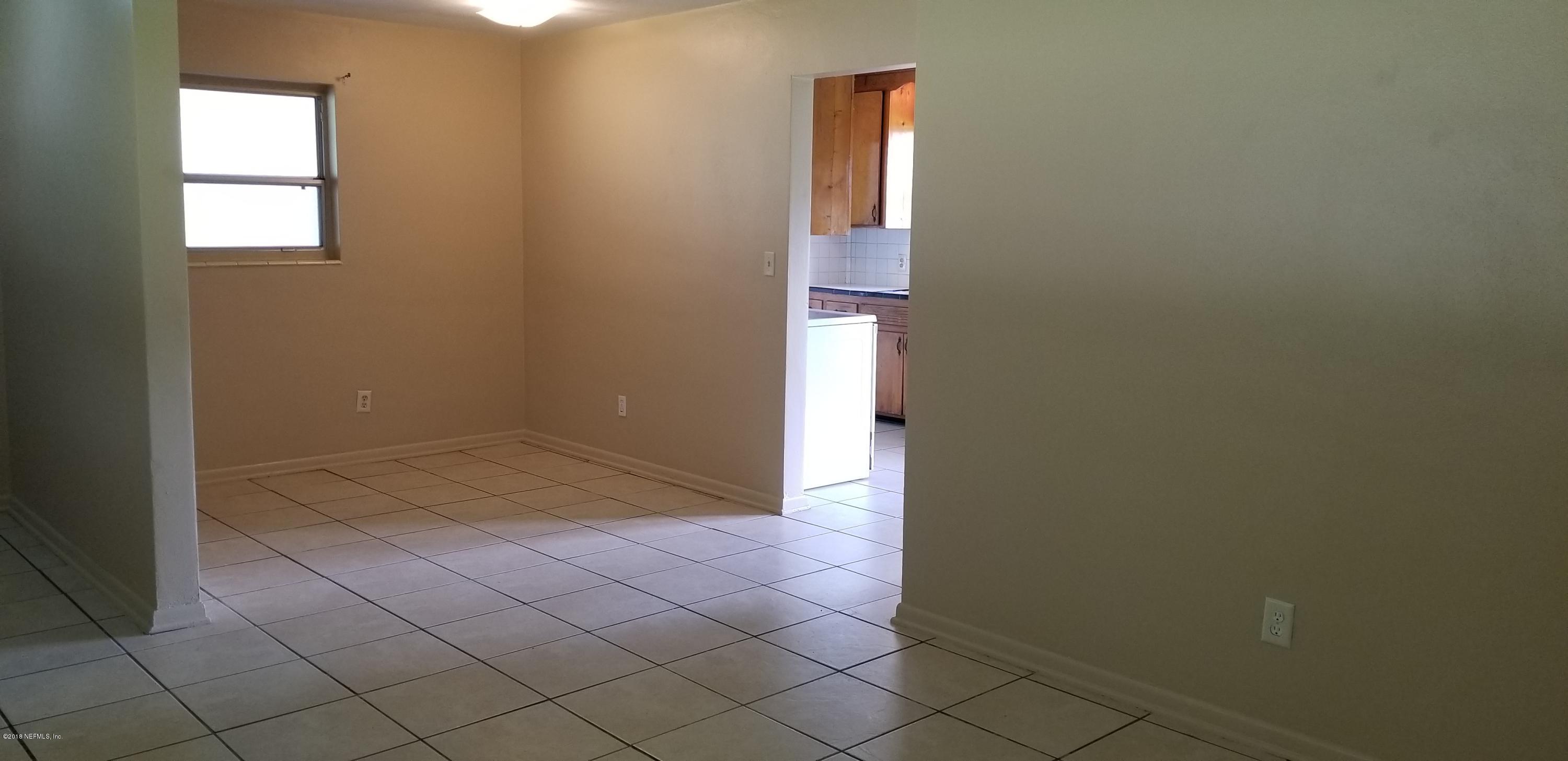 2437 Dean Road Jacksonville, FL 32216 - Photo 5 of 25 20181106_110219
