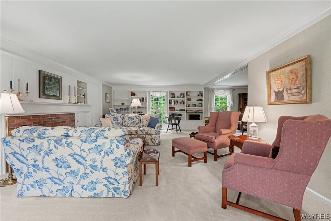 4233 Freeman Road Orchard Park, NY 14127 - Photo 22 of 50 Living room