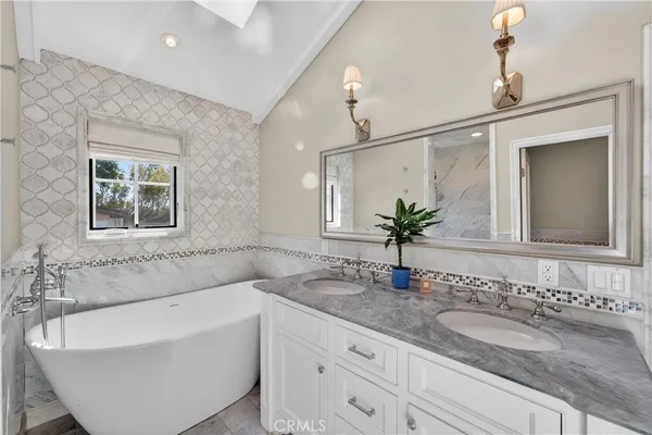 $35,000 | 405 Blumont Street, Laguna Beach, CA 92651
