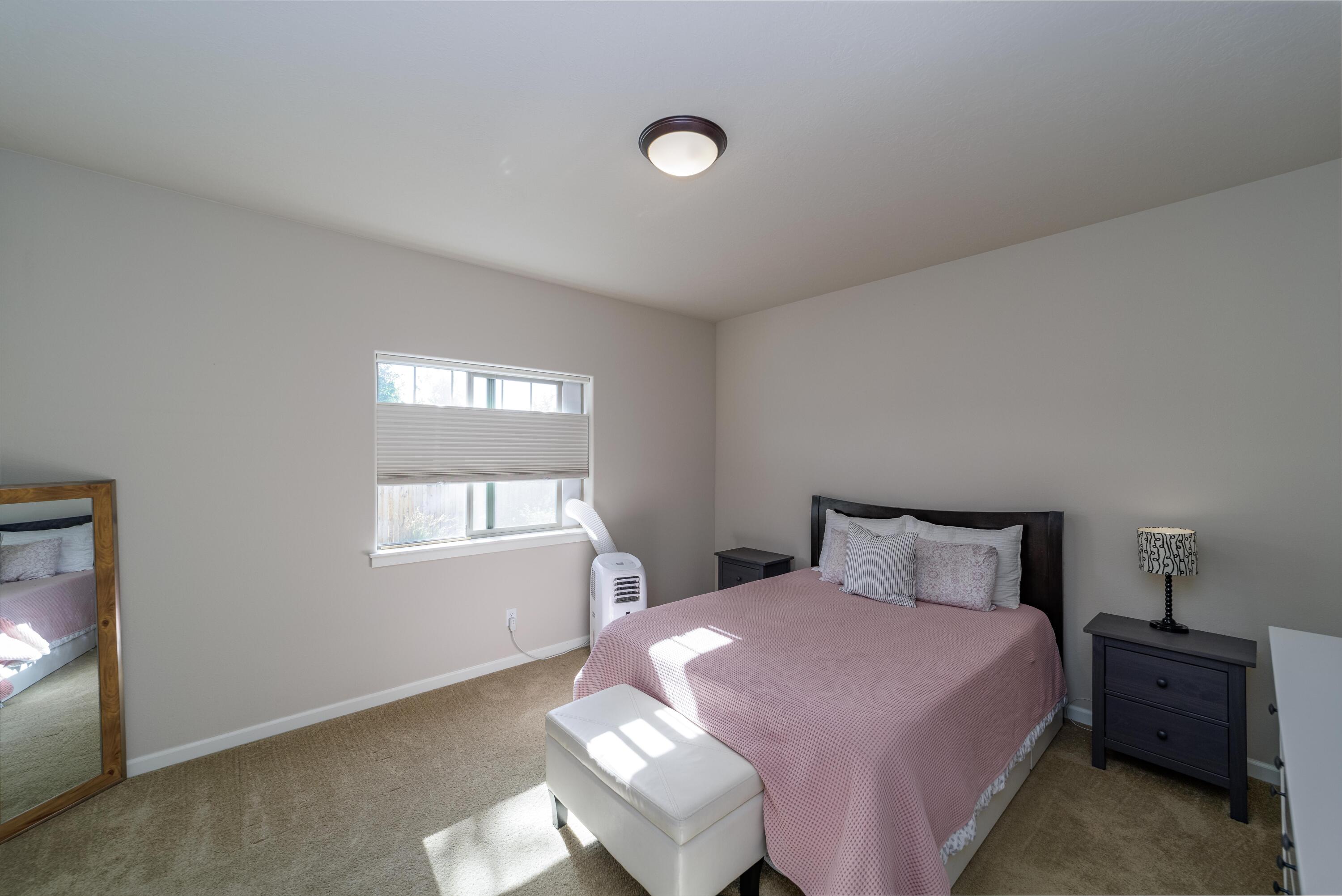2756 Southwest 34th Street Redmond, OR 97756 - Photo 41 of 44 2756_SW_34th_St-34