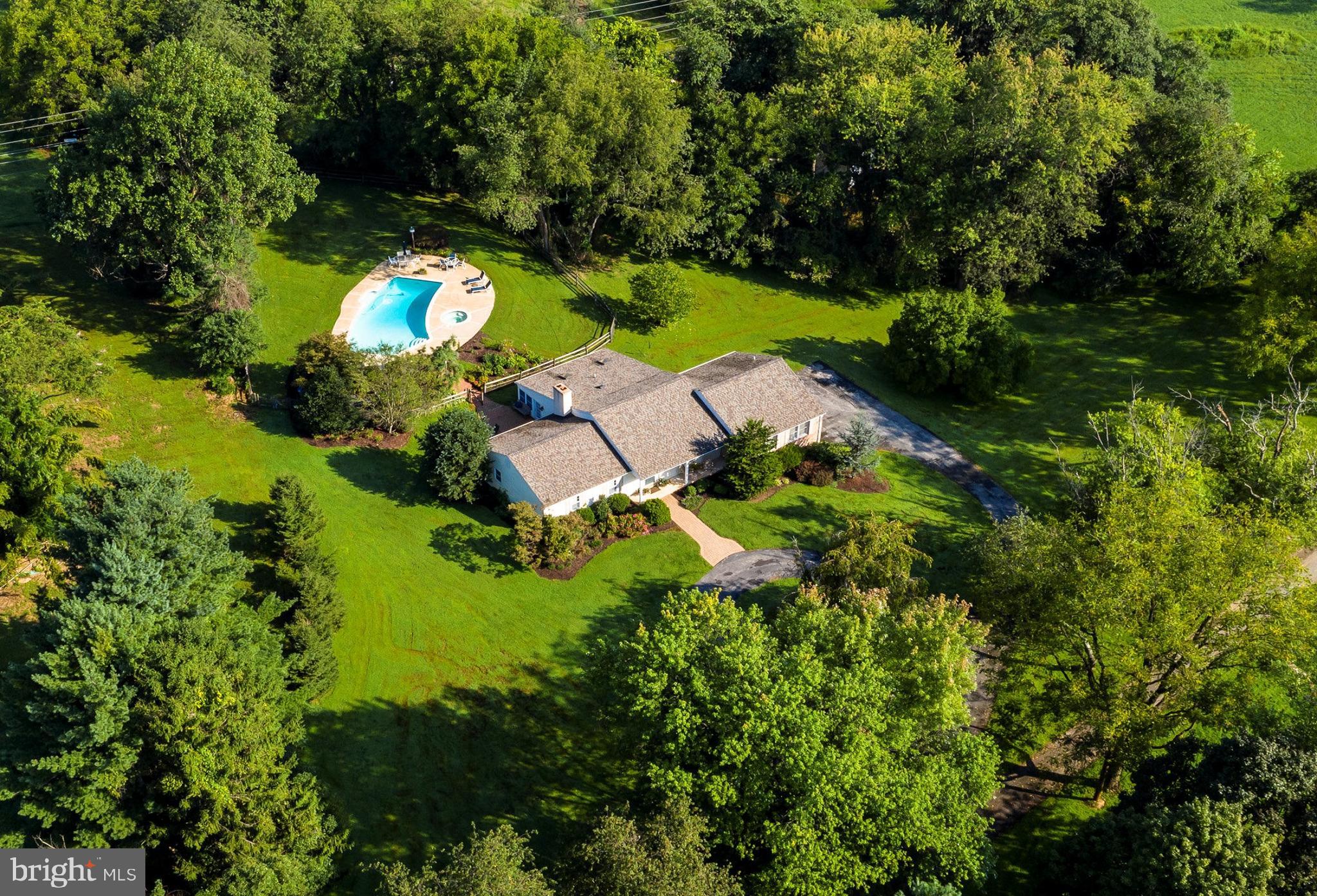1589 Broad Run Road Downingtown, PA 19335 - Photo 7 of 32 Gallery Image 7