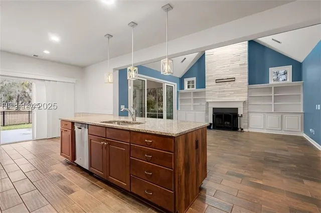 $695,000 | 7 Morning Mist Place, Bluffton, SC 29910