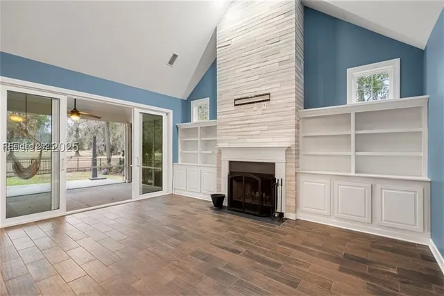 $695,000 | 7 Morning Mist Place, Bluffton, SC 29910