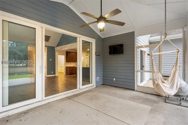 $695,000 | 7 Morning Mist Place, Bluffton, SC 29910