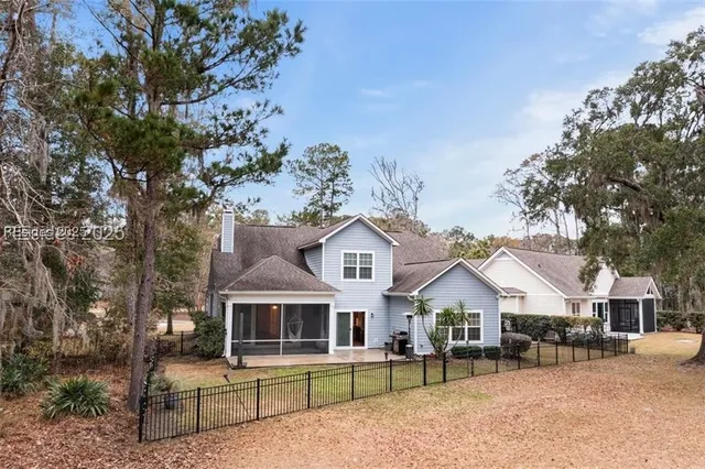 $695,000 | 7 Morning Mist Place, Bluffton, SC 29910