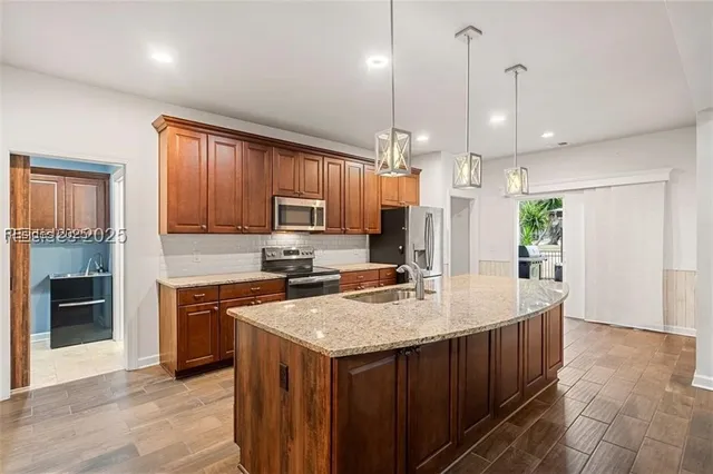 $695,000 | 7 Morning Mist Place, Bluffton, SC 29910