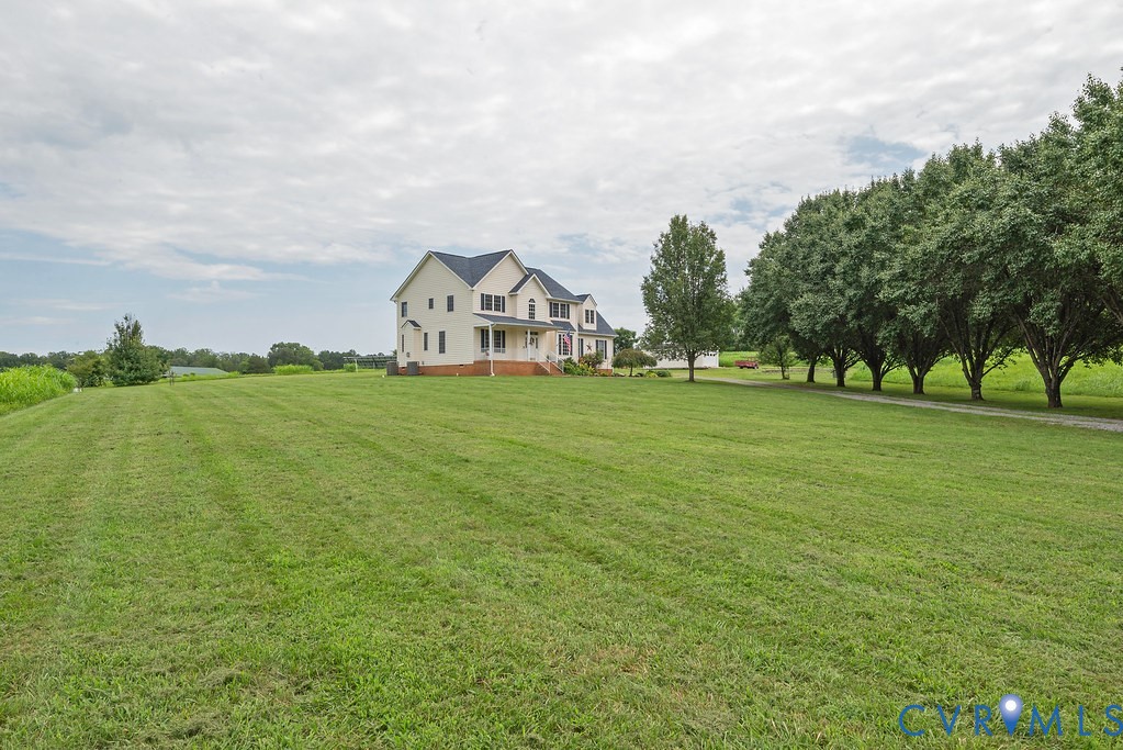 16114 Taylor Ridge Lane Beaverdam, VA 23015 - Photo 42 of 57 Front view from road.