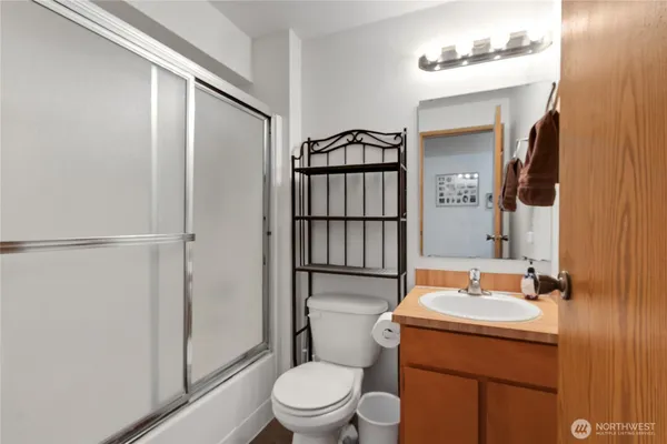 $1,100,000 | 2707 Initial Place, Enumclaw, WA 98022