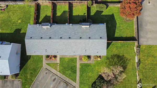 $1,100,000 | 2707 Initial Place, Enumclaw, WA 98022
