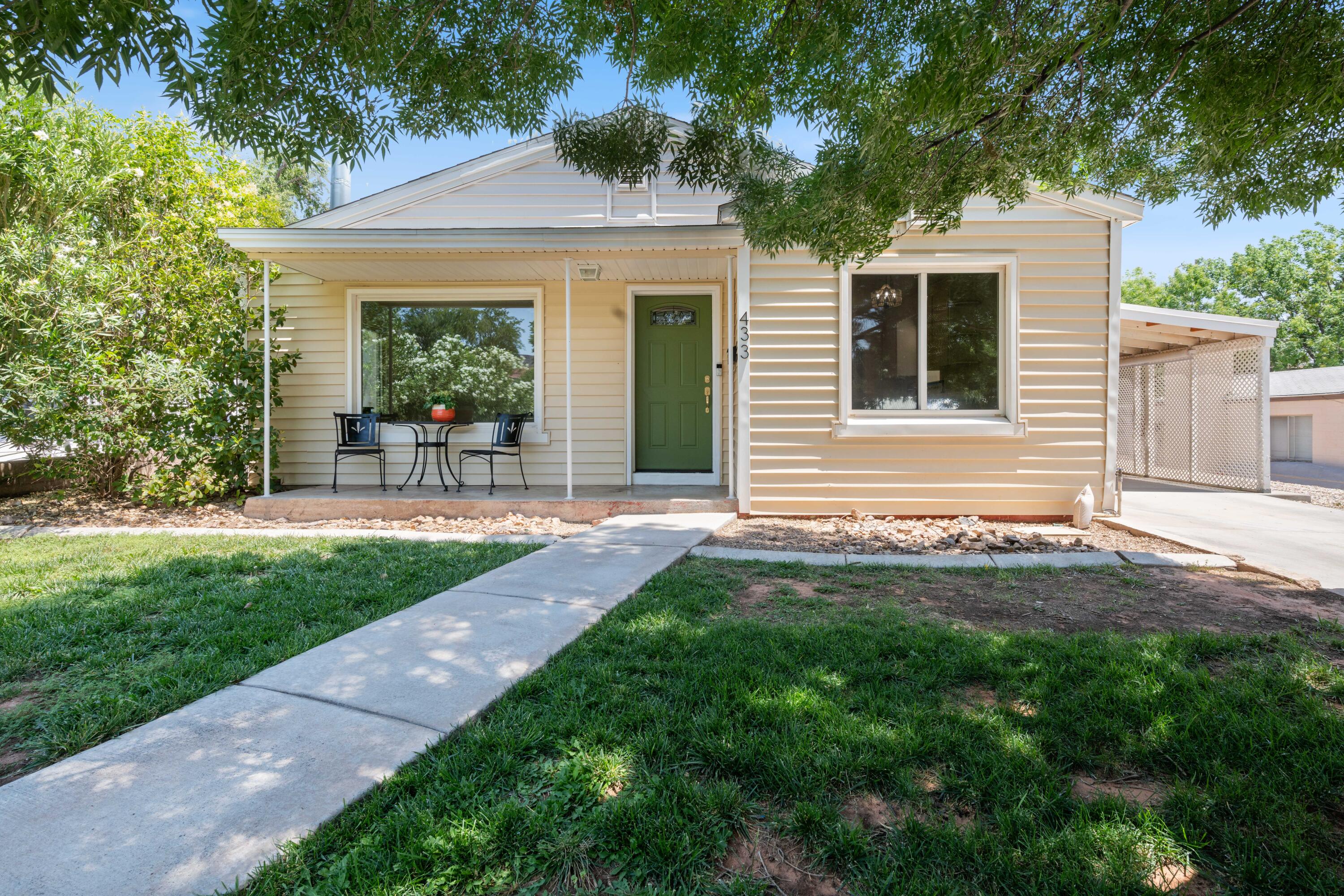 433 South 100 East St. George, UT 84770 - Photo 1 of 1 1.Exterior