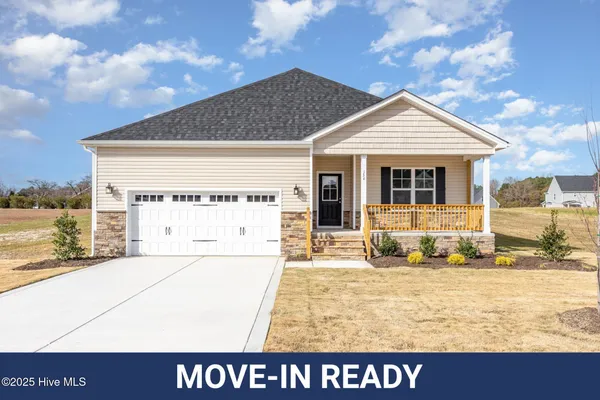 $344,995 | 136 Tuskeegee Drive, Smithfield, NC 27577