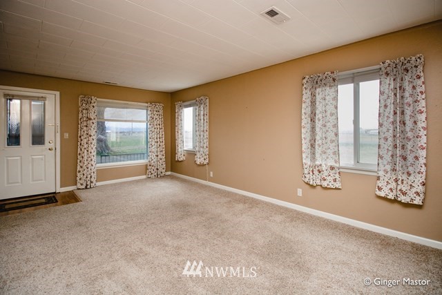 5714 Stateline Road Walla Walla, WA 99362 - Photo 8 of 25