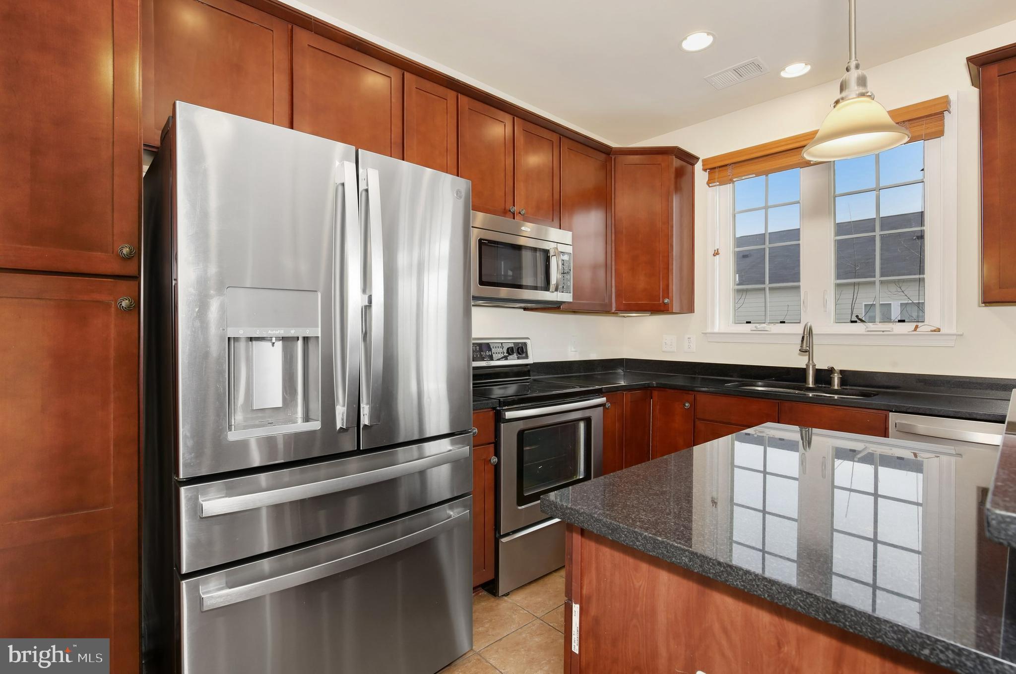 11622 Leesborough Circle Silver Spring, MD 20902 - Photo 17 of 61 Gallery Image 17